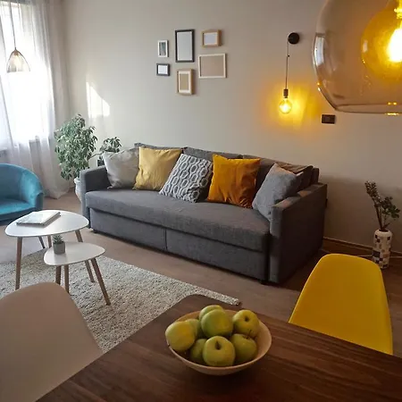 Sofia City Home Apartman *